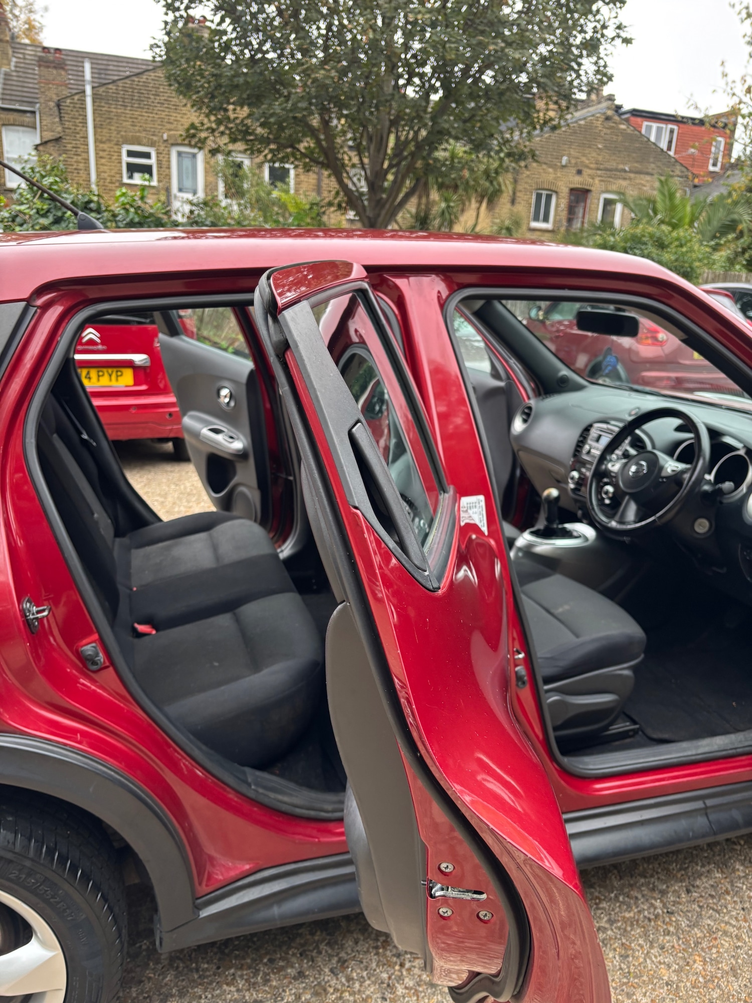 Used Nissan Juke 2011 for sale - 76480168: Photo 8