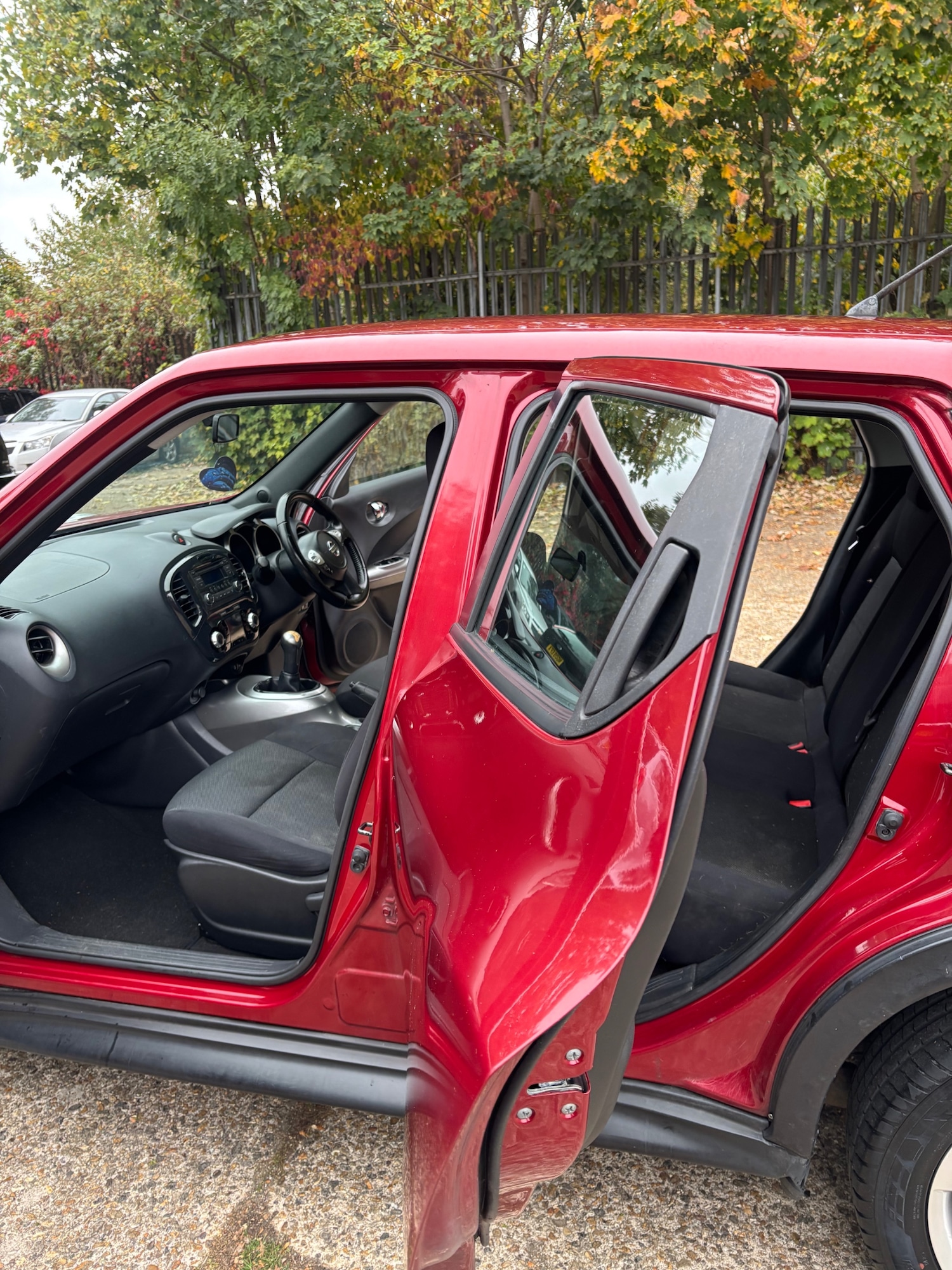 Used Nissan Juke 2011 for sale - 76480168: Photo 9