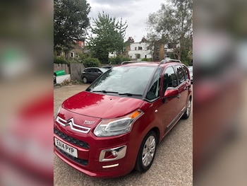 2014 (14) - 1.6 VTi 16V Exclusive 5dr EGS6