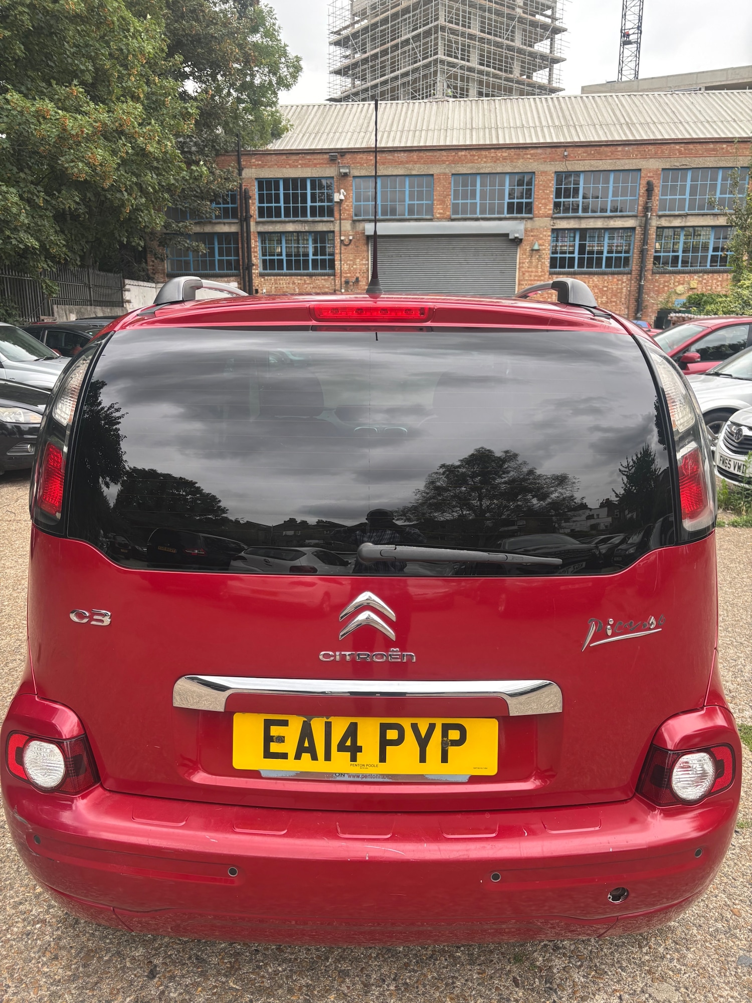Used Citroen C3 Picasso 2014 for sale - 76177650: Photo 4