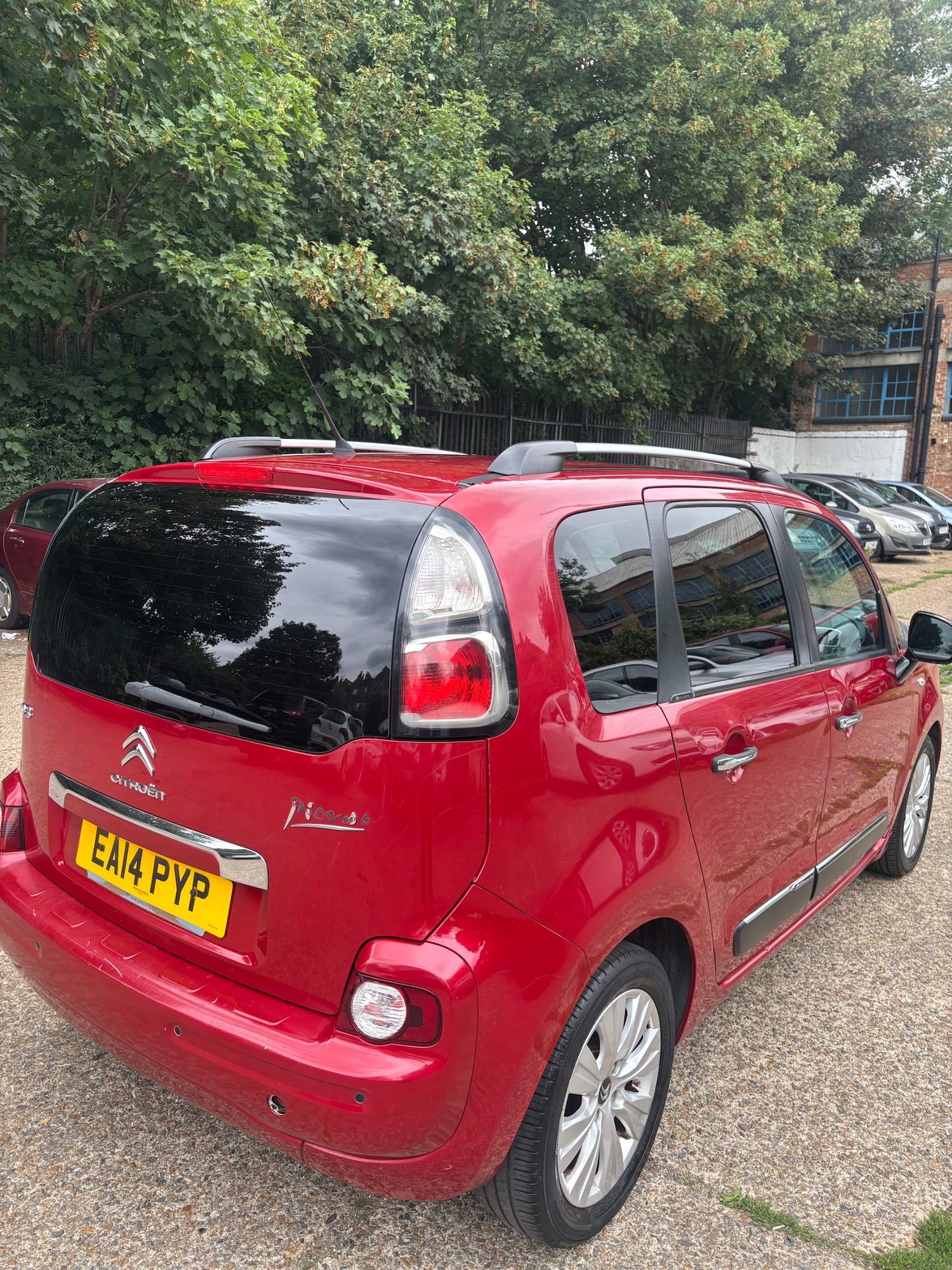 Used Citroen C3 Picasso 2014 for sale - 76177650: Photo 5