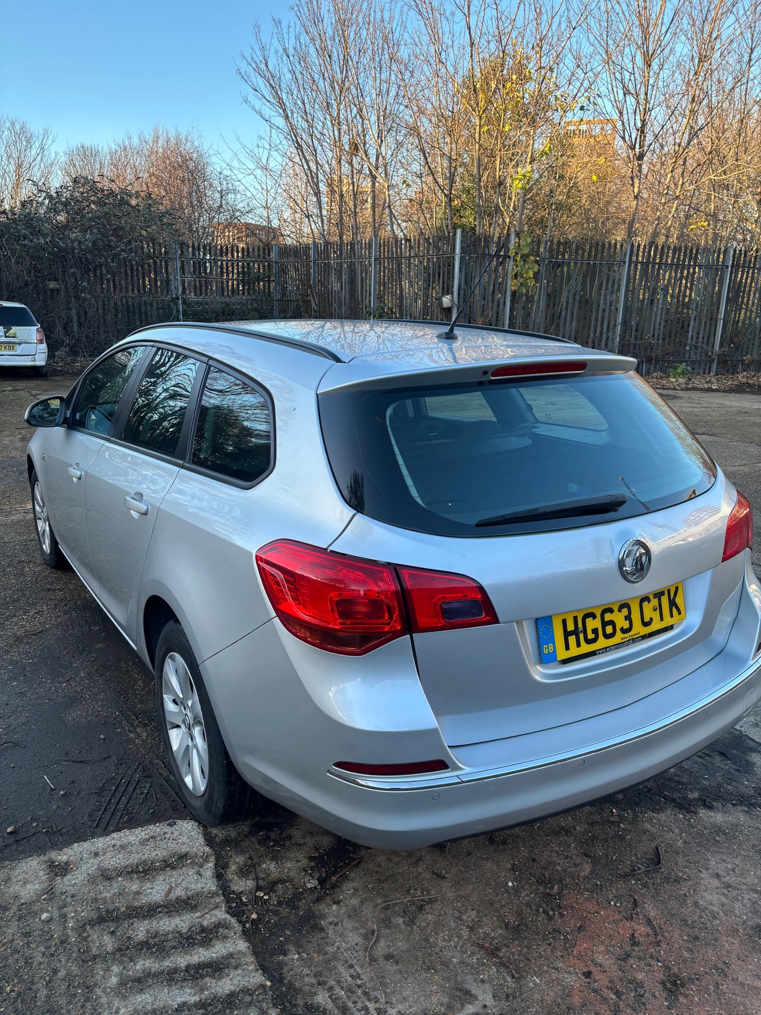 Used Vauxhall Astra 2013 for sale - 77053487: Photo 5