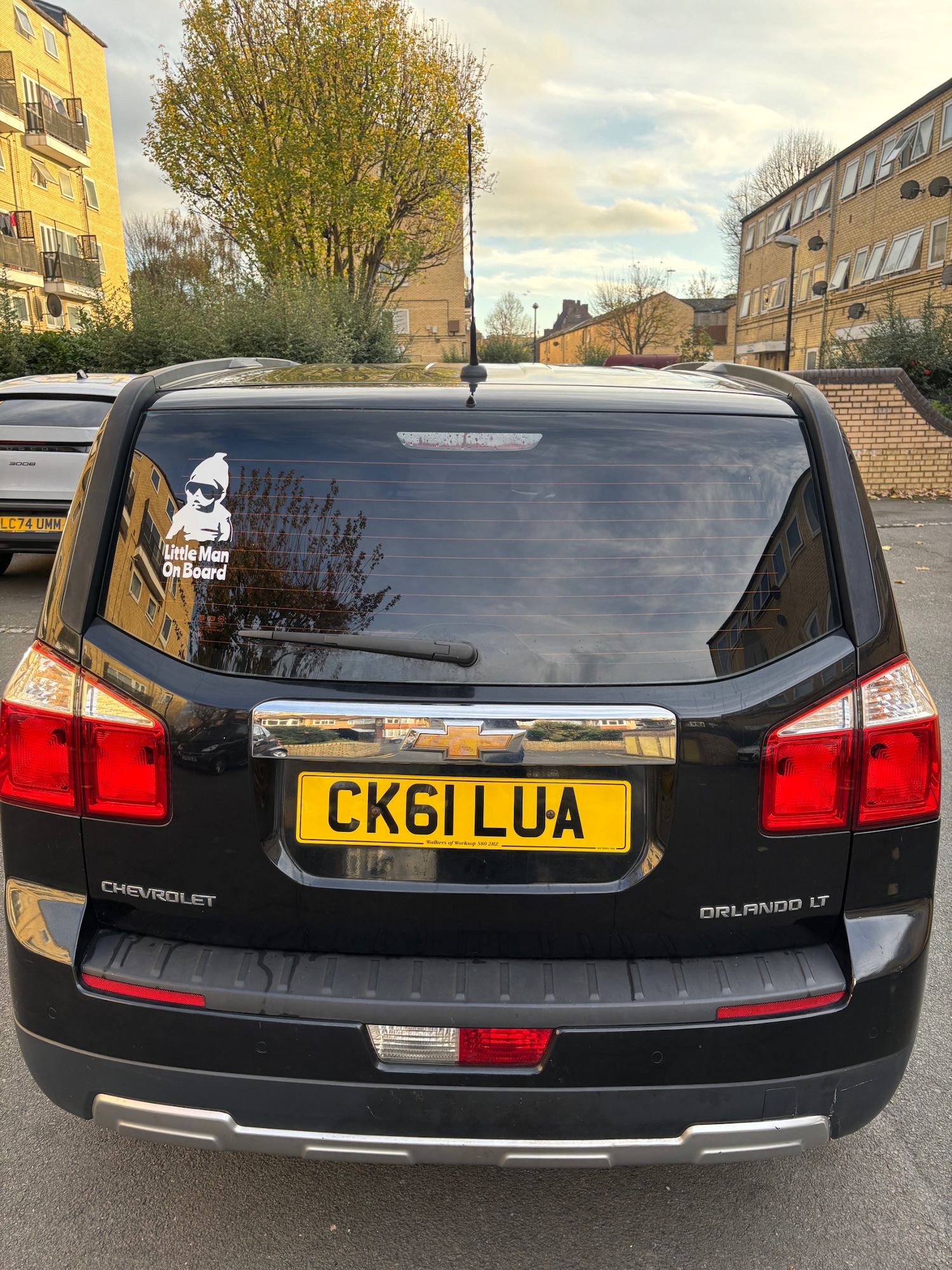 Used Chevrolet Orlando 2011 for sale - 76556708: Photo 2