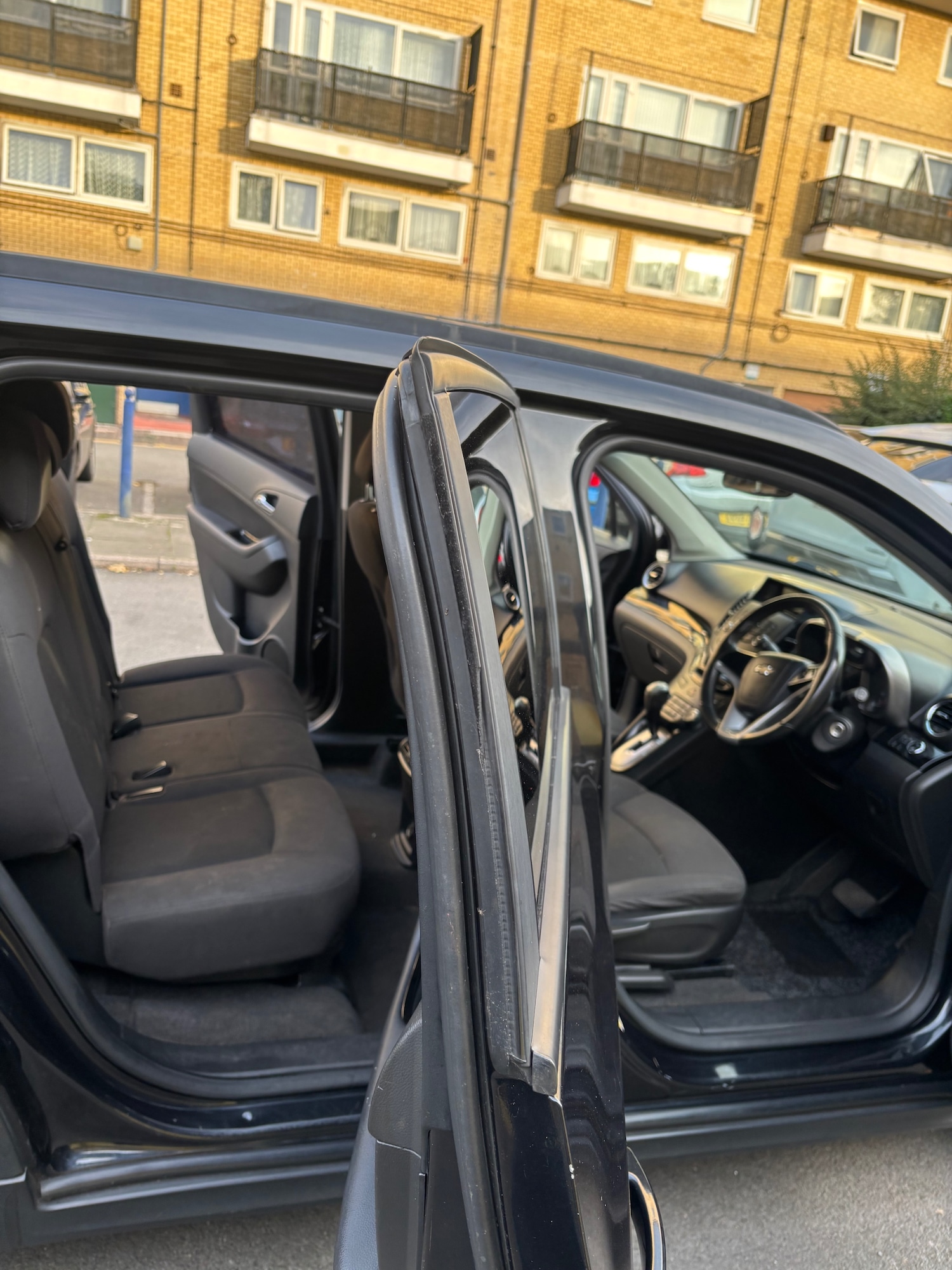 Used Chevrolet Orlando 2011 for sale - 76556708: Photo 9