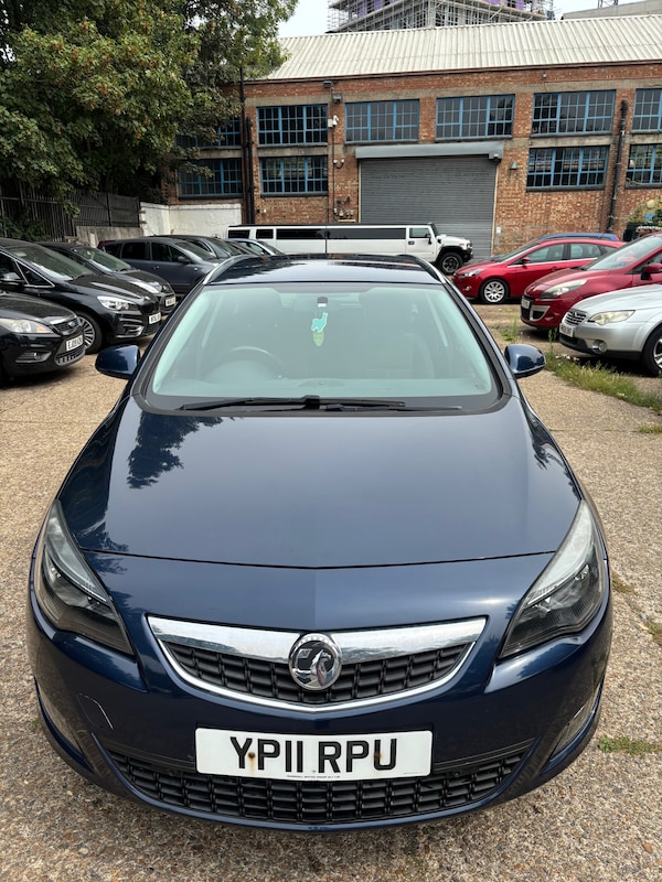 Used Vauxhall Astra 2011 for sale - 75587455: Photo 12