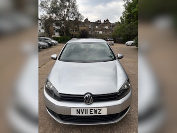 Used Volkswagen Golf 2011 for sale - 78402504: Photo