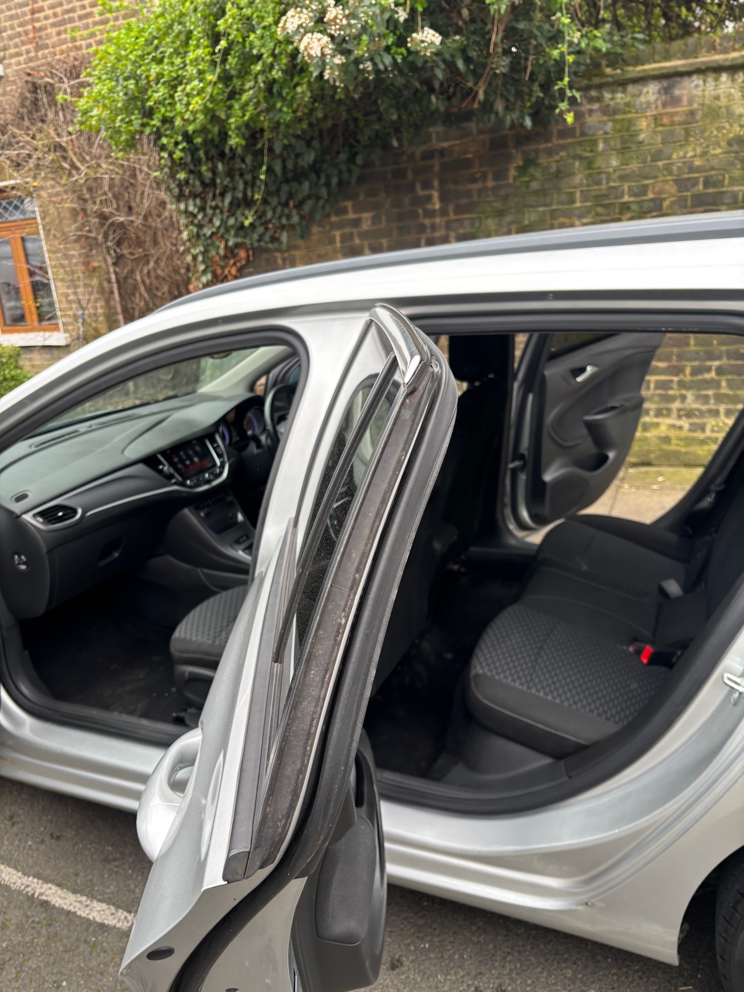 Used Vauxhall Astra 2017 for sale - 77681574: Photo 7