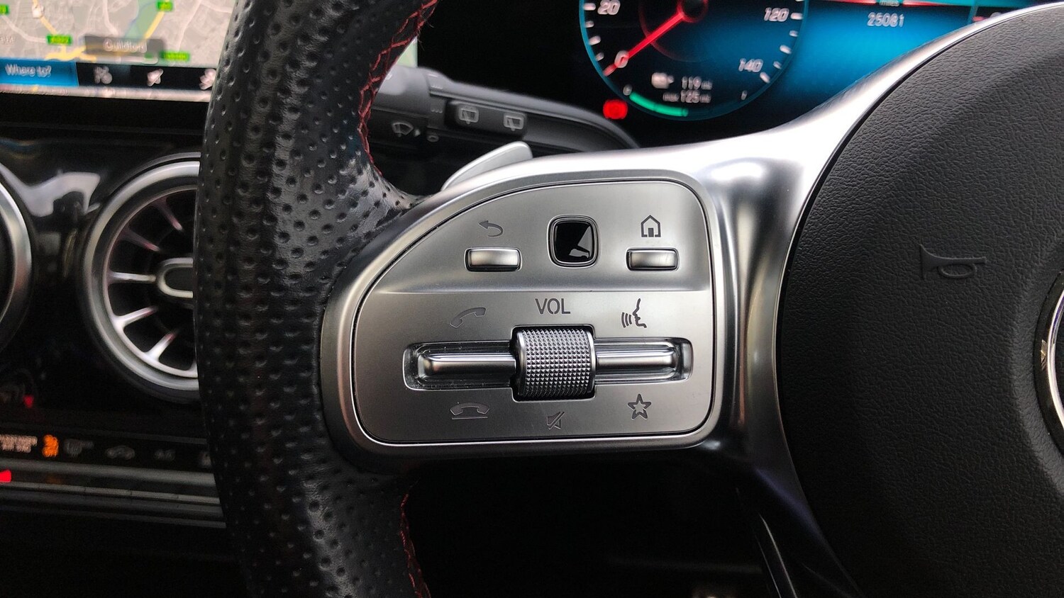 Used Mercedes-Benz EQA 2022 for sale - 76413691: Photo 19