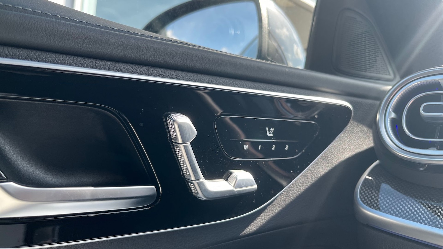 Used Mercedes-Benz C Class 2023 for sale - 76859933: Photo 38