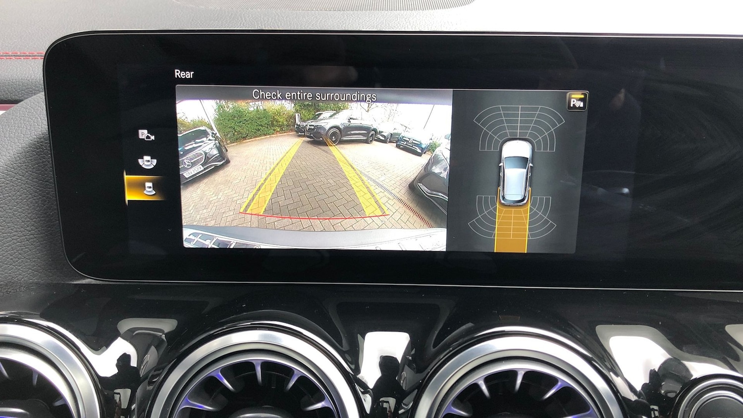 Used Mercedes-Benz EQA 2021 for sale - 77304792: Photo 26