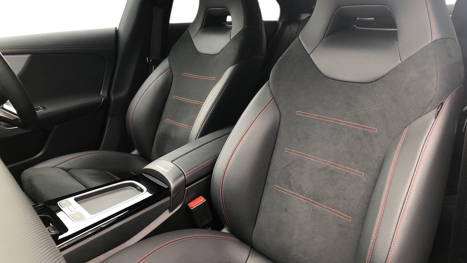 Used Mercedes-Benz CLA 2024 for sale - 76687574: Photo 11