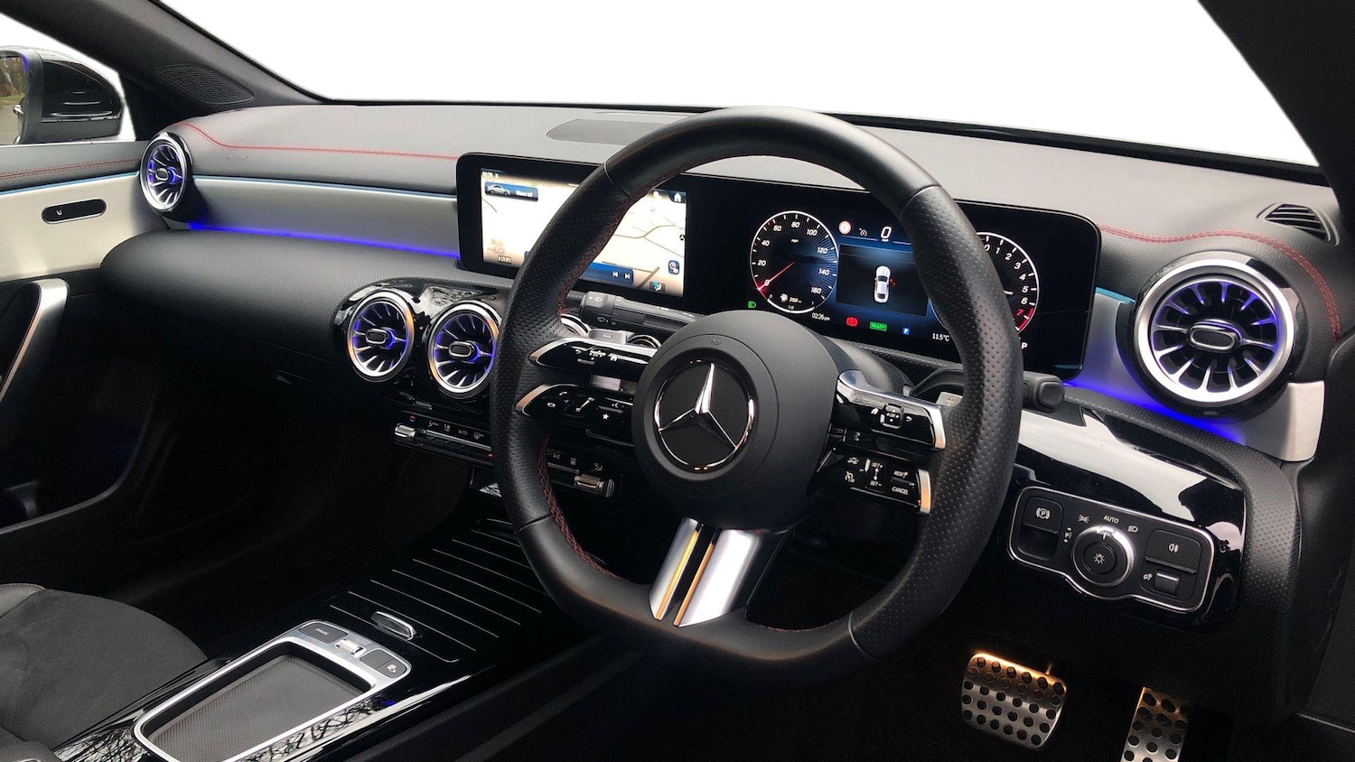 Used Mercedes-Benz CLA 2024 for sale - 77357628: Photo 3