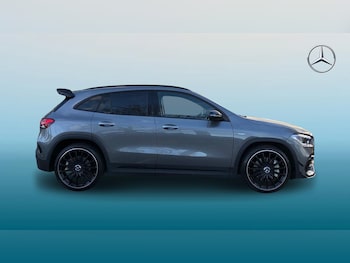 Used Mercedes-Benz GLA 2022 for sale - 76569635: Photo