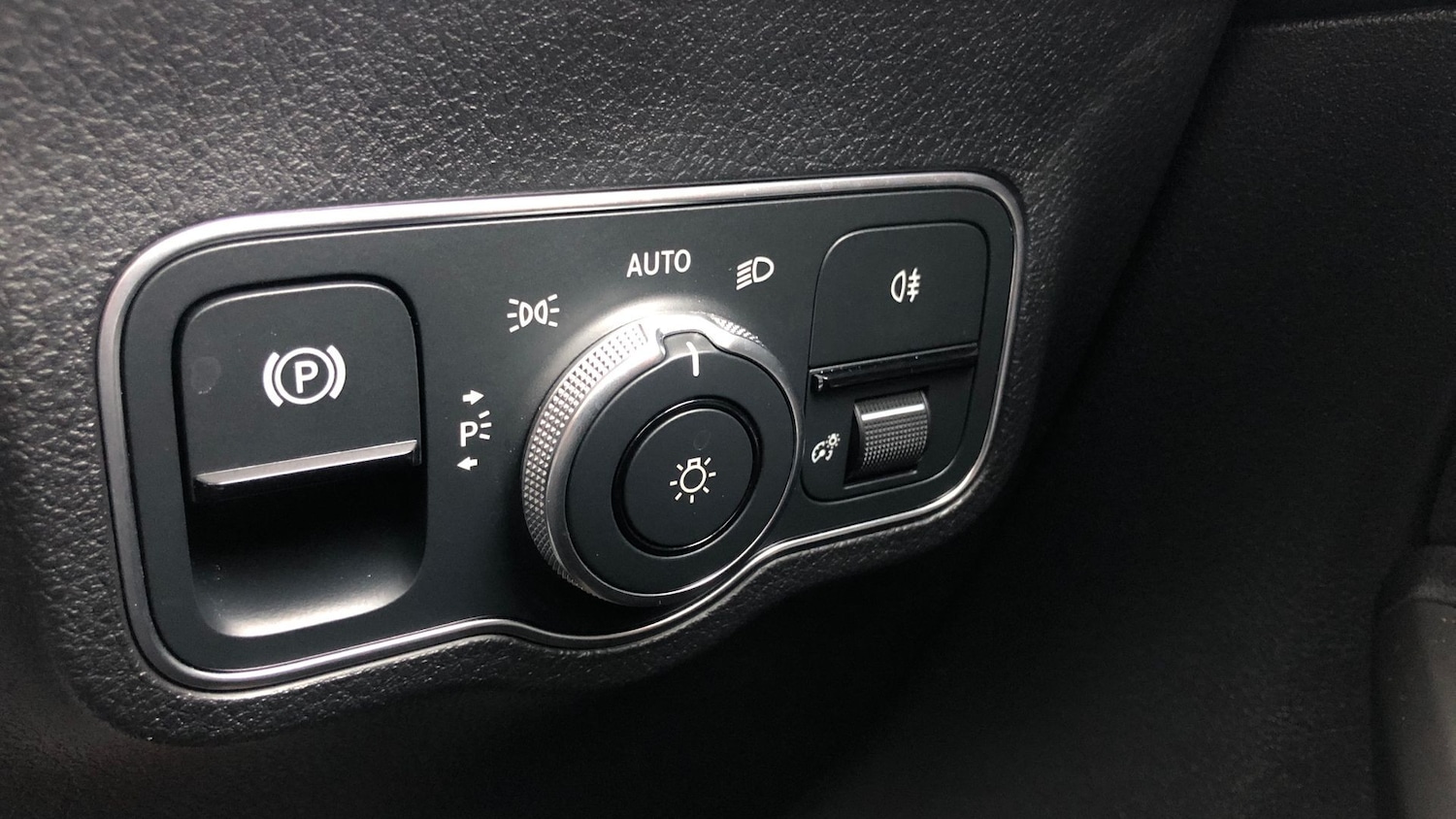 Used Mercedes-Benz GLB 2022 for sale - 76413649: Photo 33