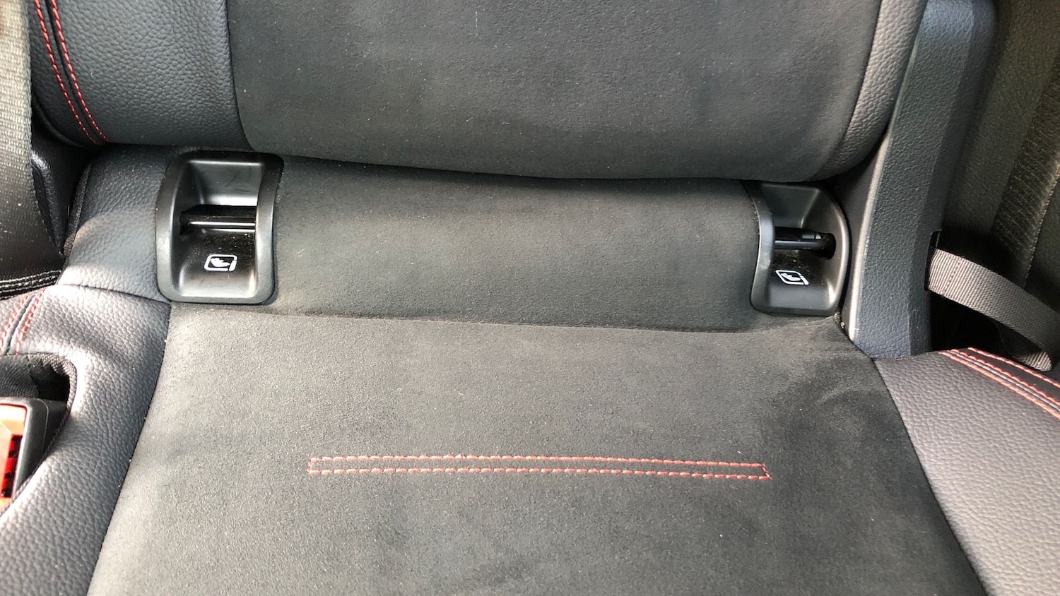 Used Mercedes-Benz GLB 2024 for sale - 76949452: Photo 27