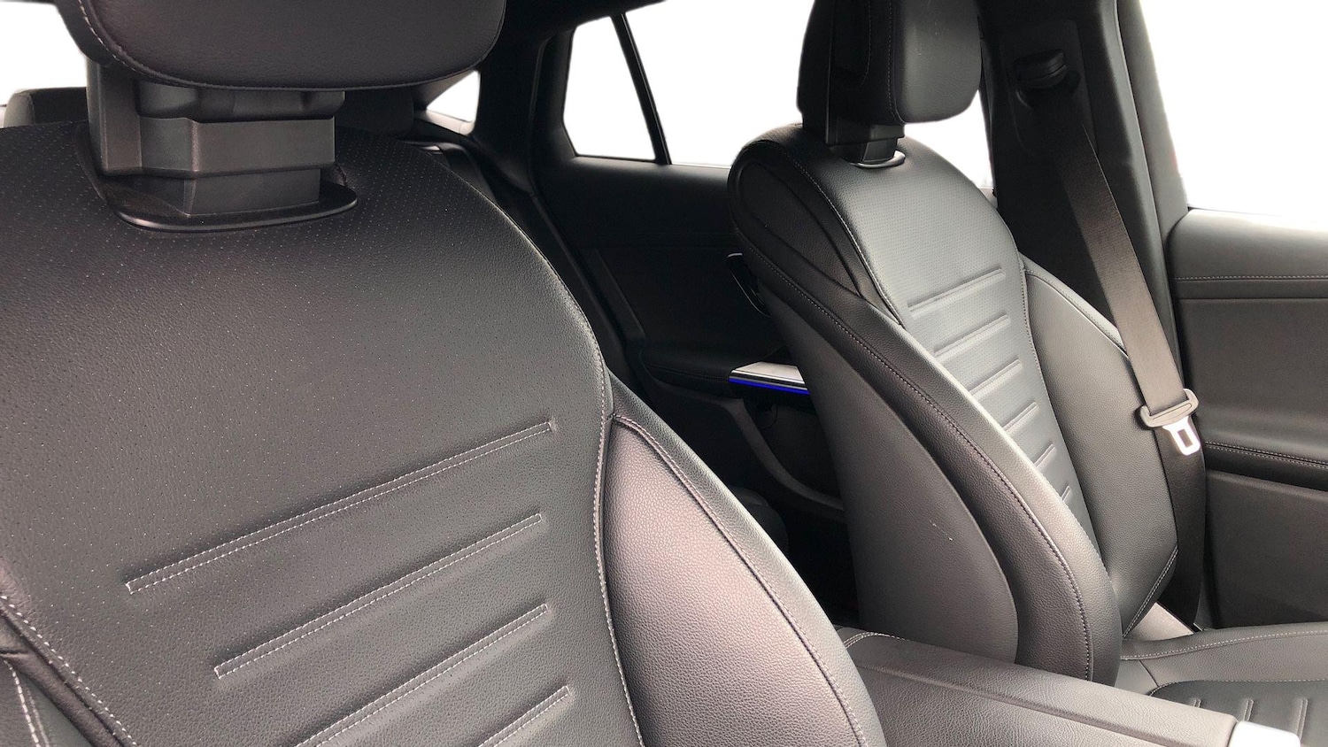 Used Mercedes-Benz GLC 2024 for sale - 76413630: Photo 11