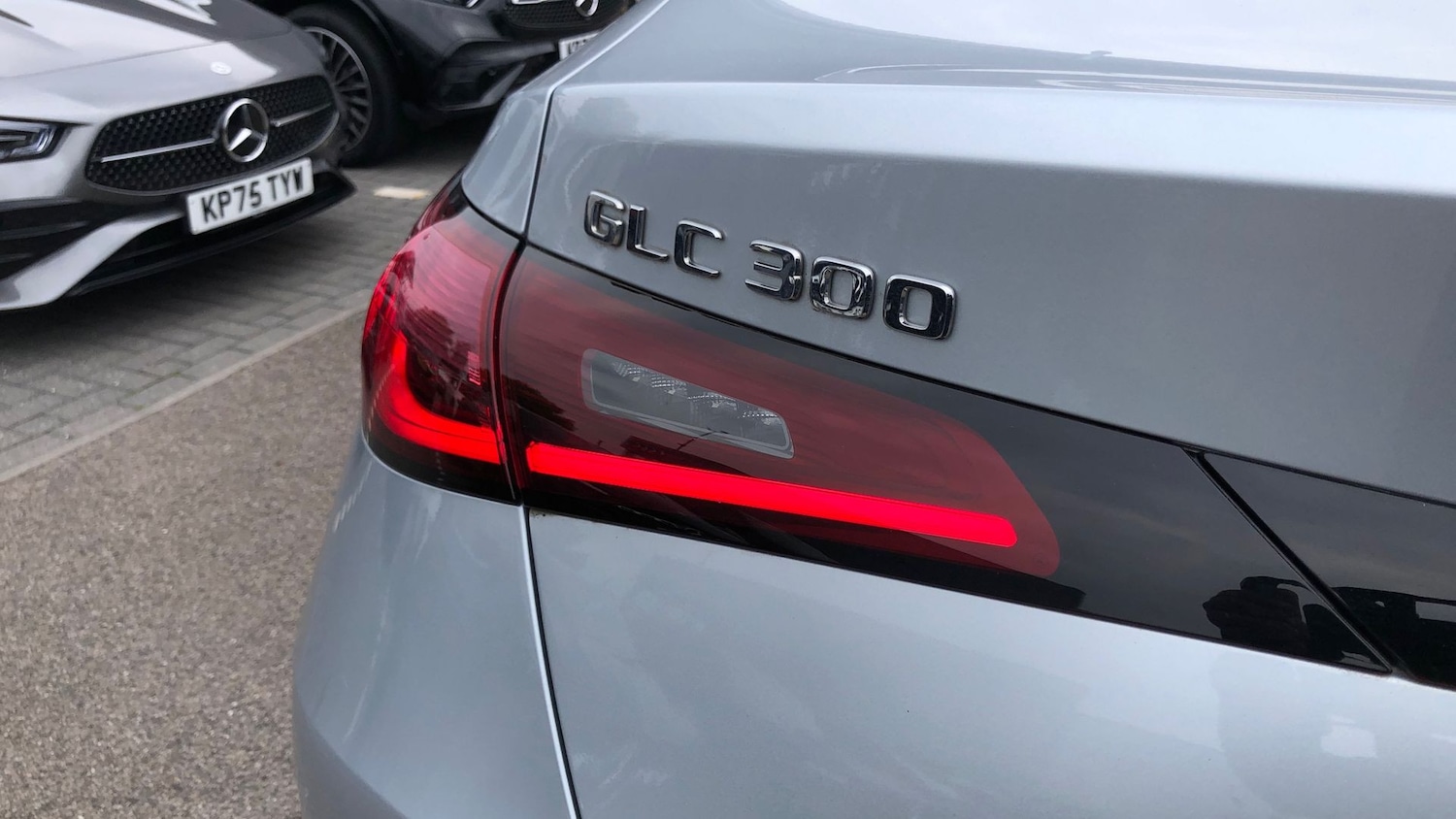 Used Mercedes-Benz GLC 2024 for sale - 76413630: Photo 17