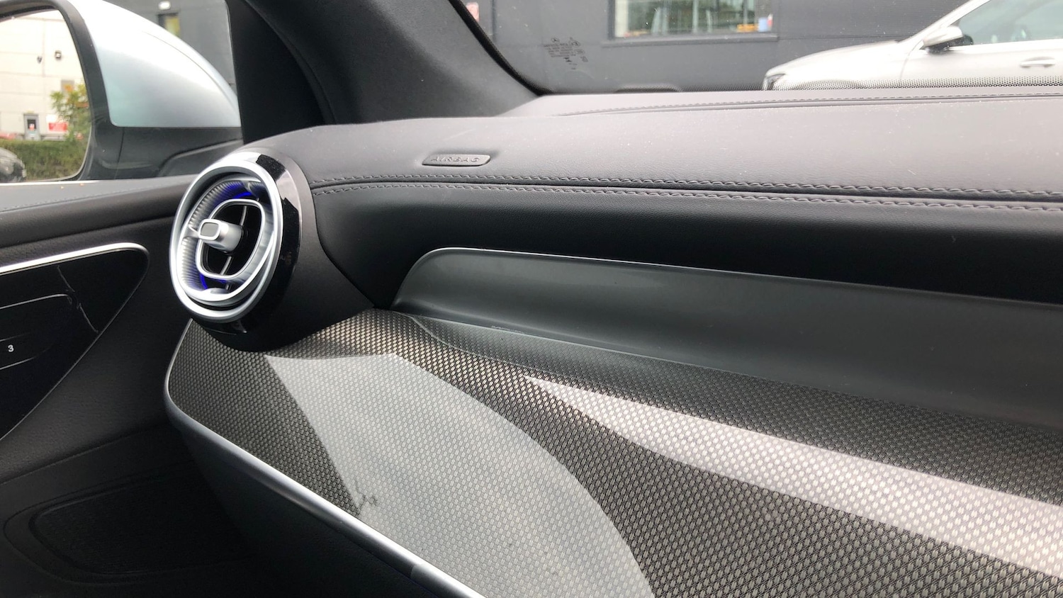 Used Mercedes-Benz GLC 2024 for sale - 76413630: Photo 23