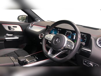 Used Mercedes-Benz EQA 2023 for sale - 77533685: Photo