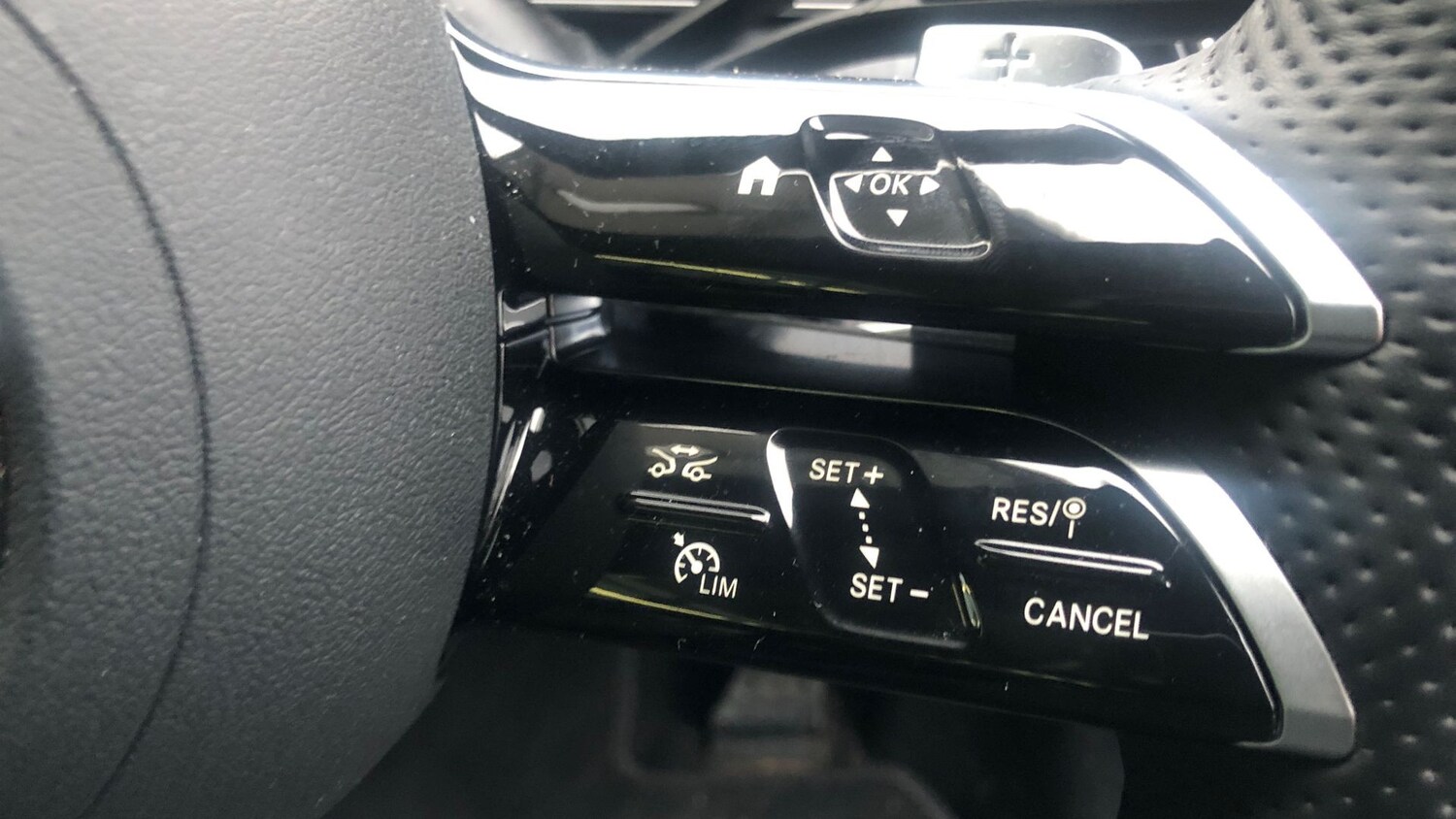 Used Mercedes-Benz EQA 2024 for sale - 76949456: Photo 19