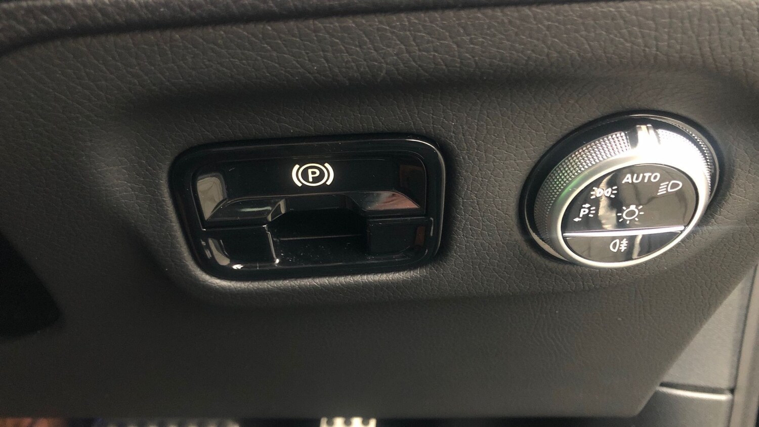 Used Mercedes-Benz EQA 2024 for sale - 76949456: Photo 25