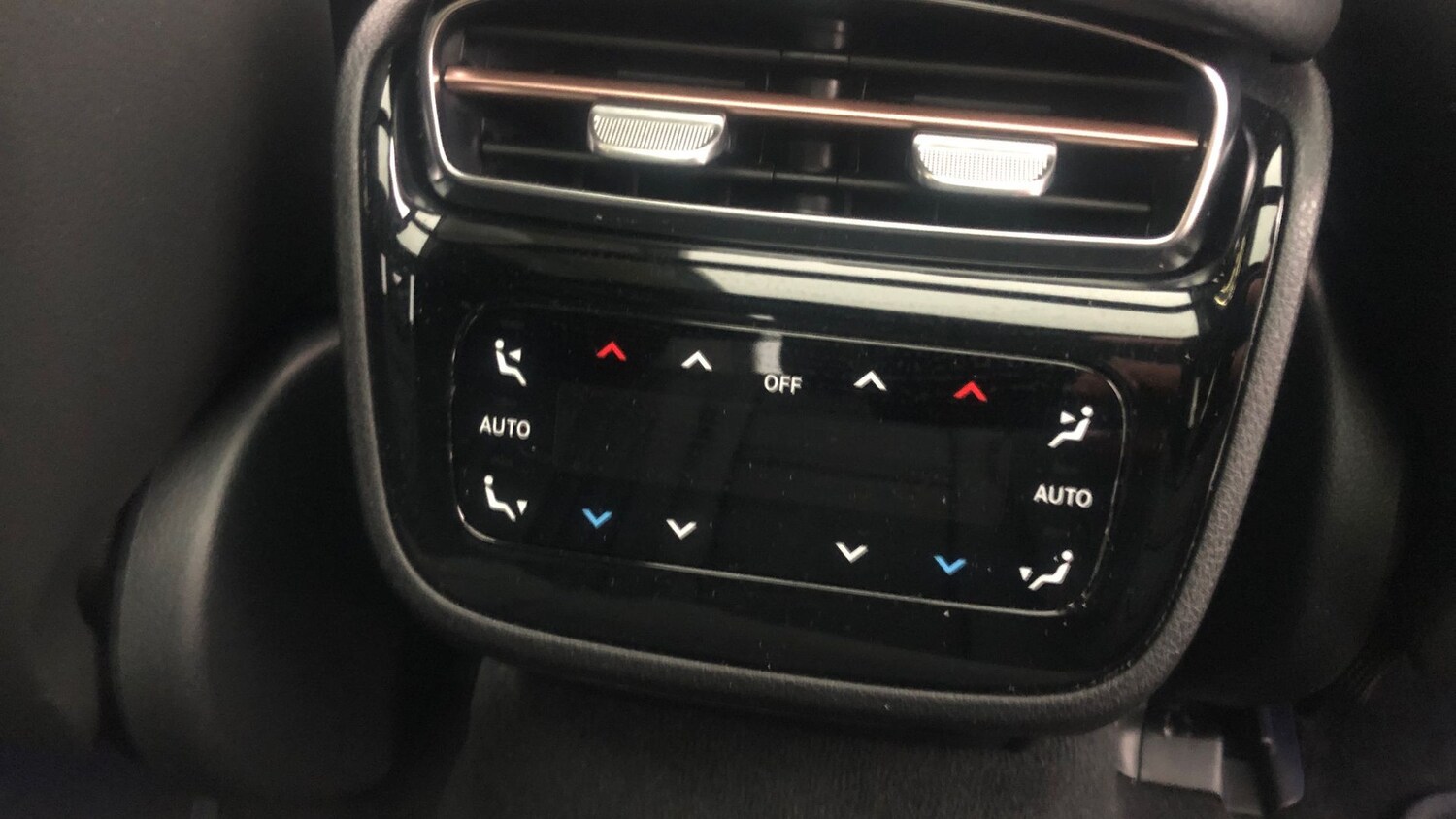 Used Mercedes-Benz EQA 2024 for sale - 76949456: Photo 28