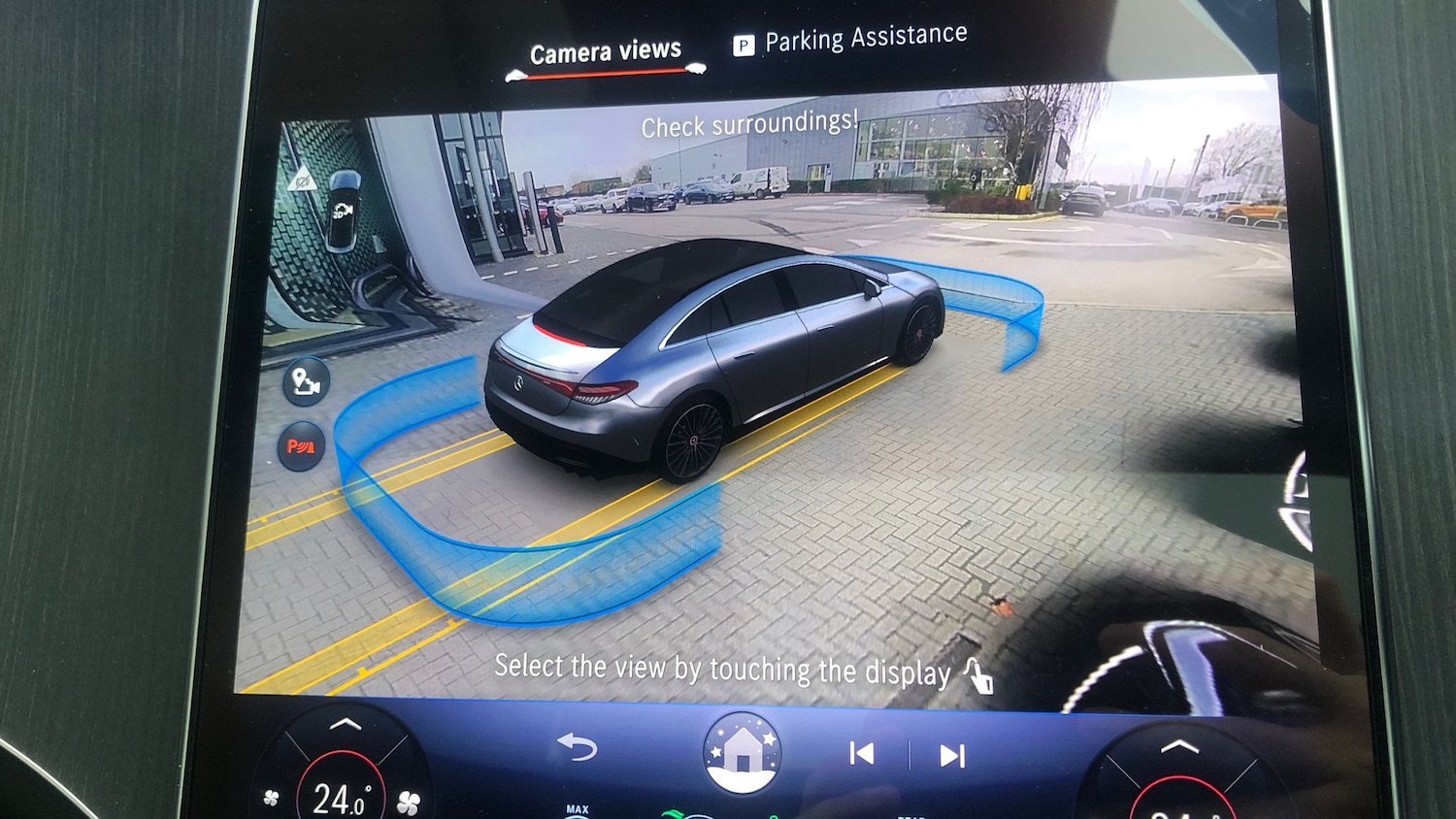 Used Mercedes-Benz EQA 2024 for sale - 76949456: Photo 35