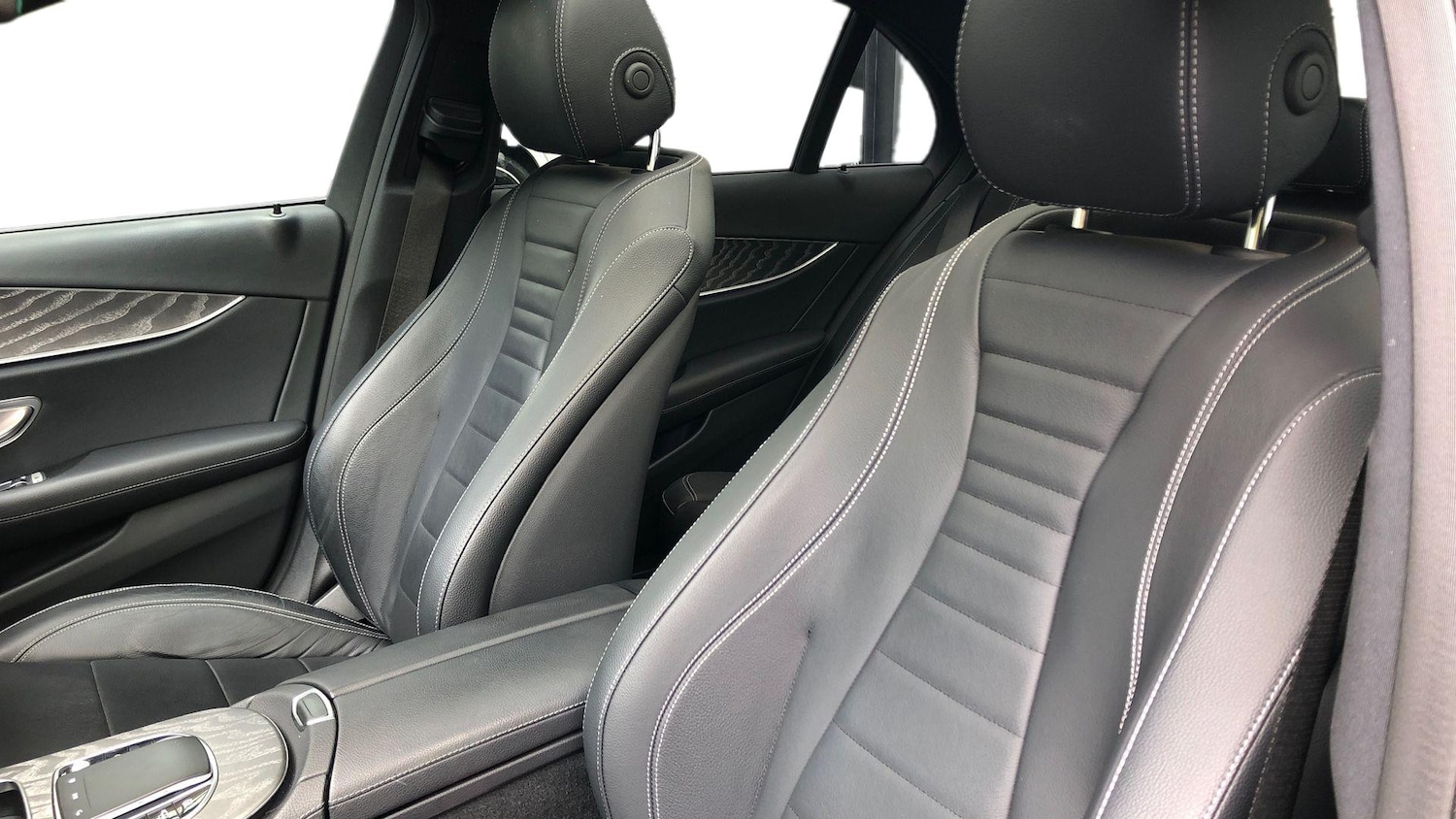 Used Mercedes-Benz E Class 2022 for sale - 76413741: Photo 11