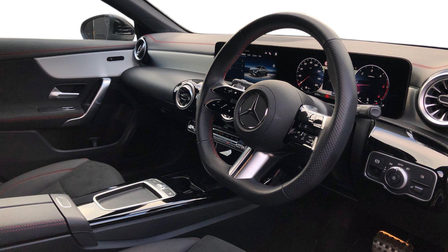 Used Mercedes-Benz CLA 2025 for sale - 77304799: Photo 3