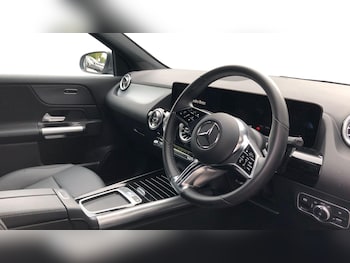 Used Mercedes-Benz EQA 2024 for sale - 76413624: Photo