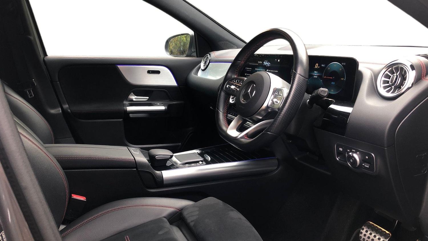 Used Mercedes-Benz EQA 2022 for sale - 76569631: Photo 3