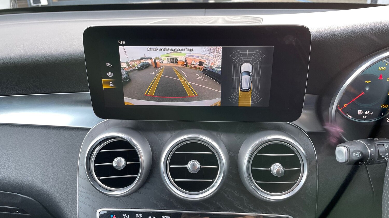 Used Mercedes-Benz GLC 2021 for sale - 76863113: Photo 21