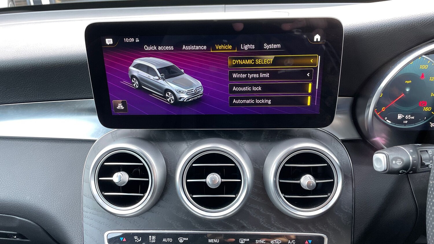 Used Mercedes-Benz GLC 2021 for sale - 76863113: Photo 24