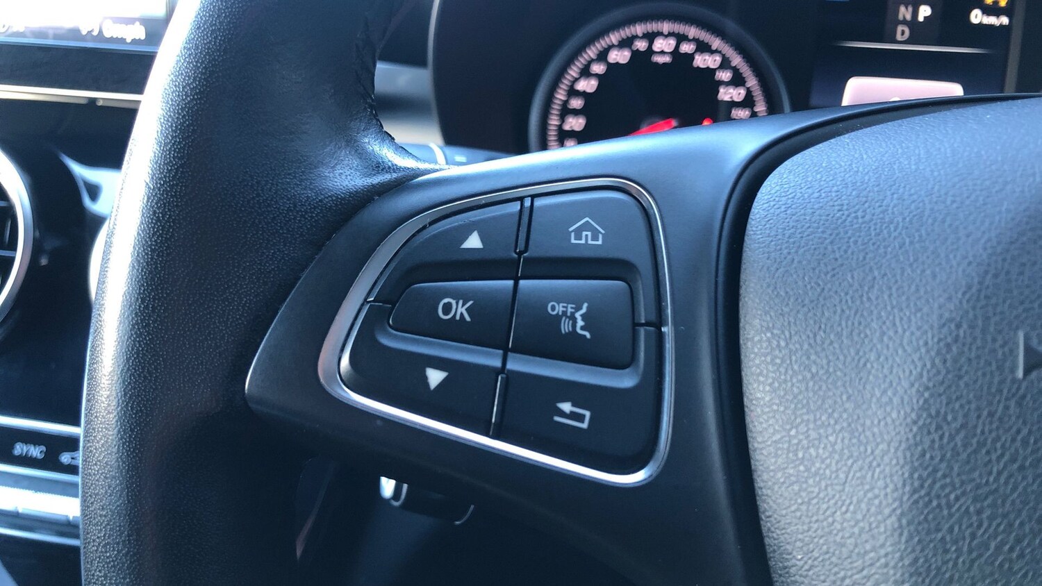 Used Mercedes-Benz C Class 2017 for sale - 76897309: Photo 19