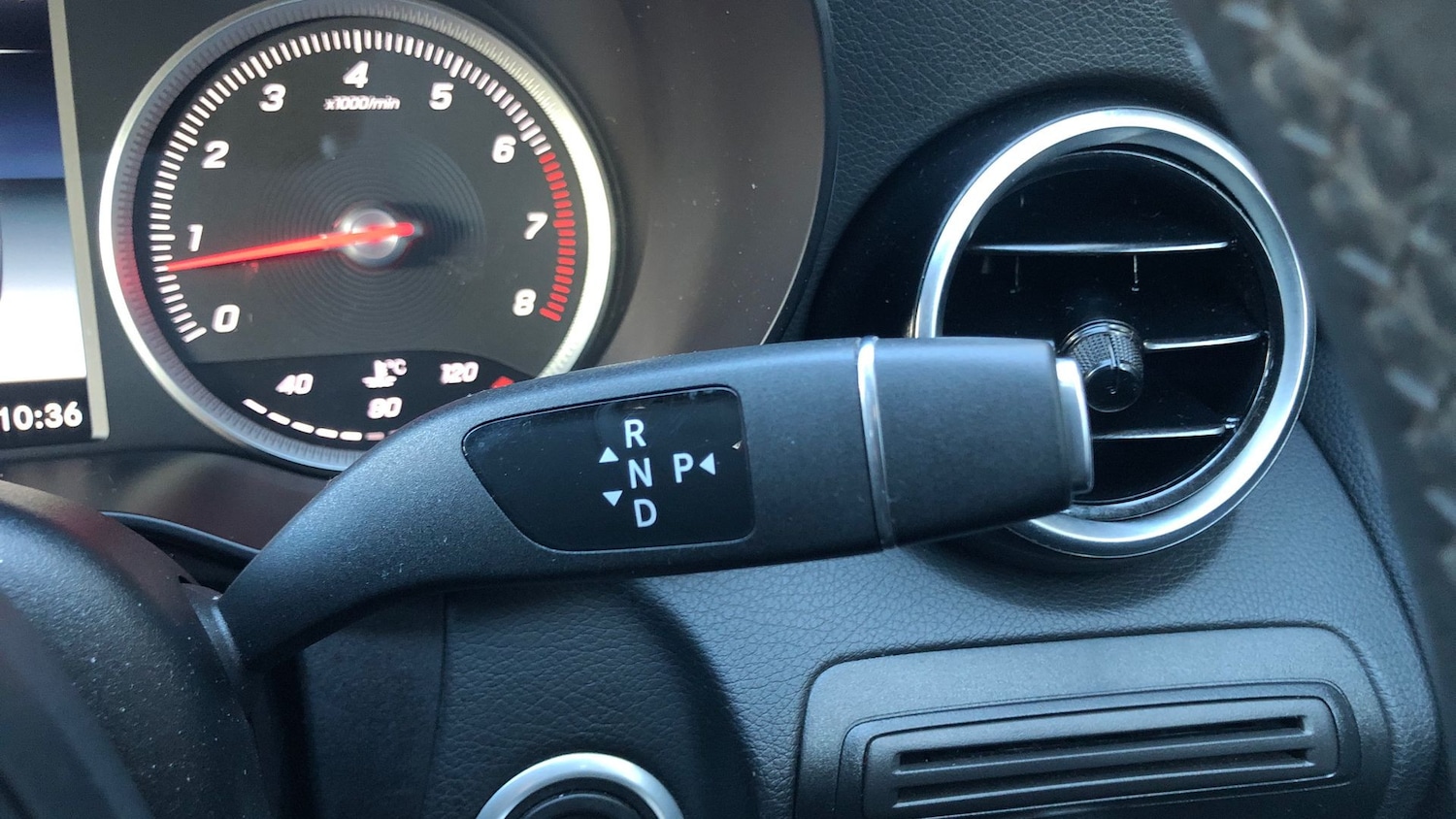 Used Mercedes-Benz C Class 2017 for sale - 76897309: Photo 34