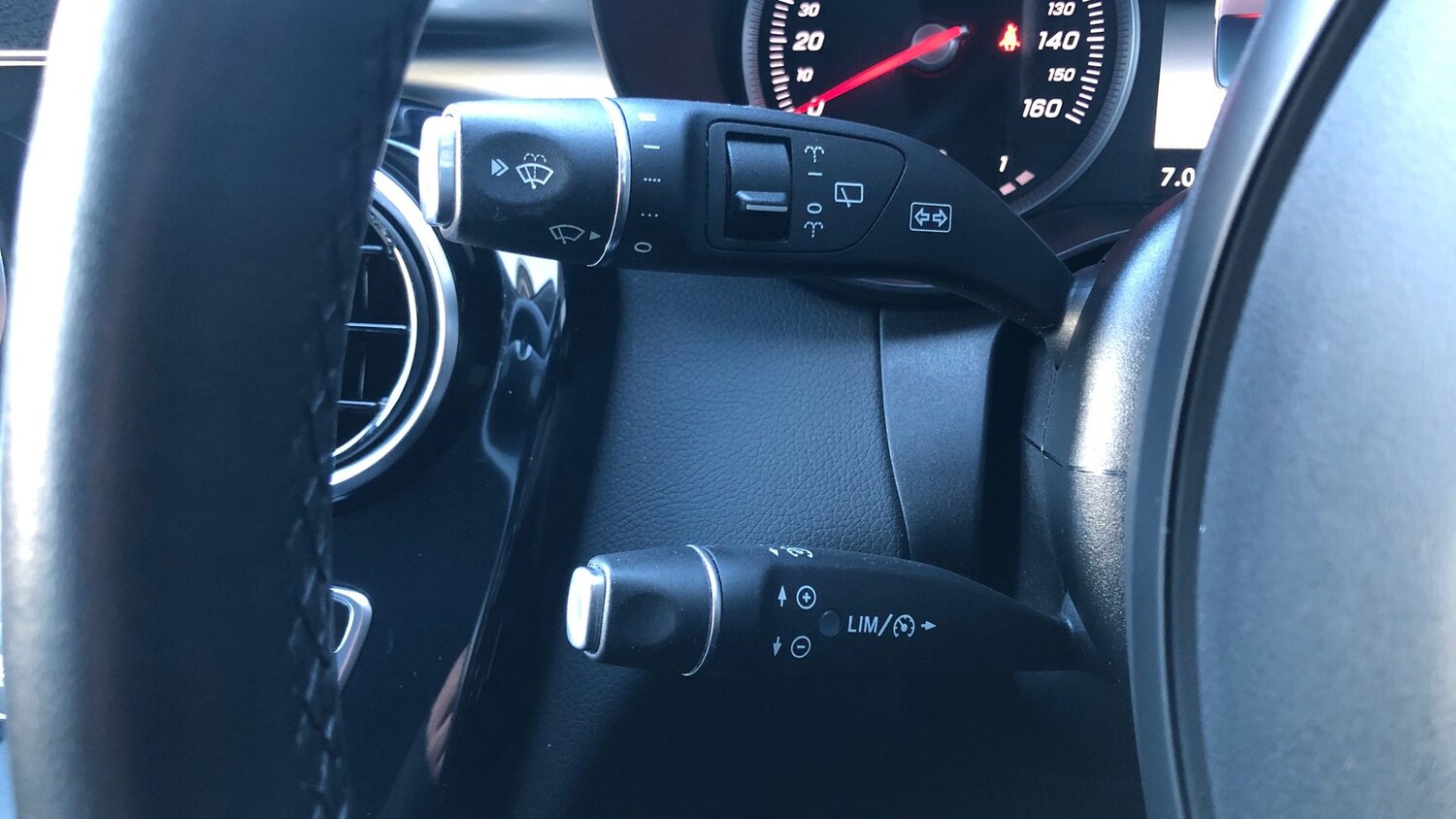 Used Mercedes-Benz C Class 2017 for sale - 76897309: Photo 35