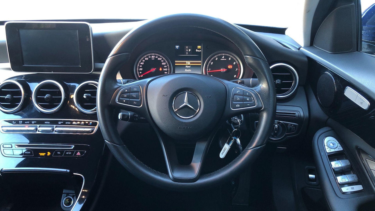 Used Mercedes-Benz C Class 2017 for sale - 76897309: Photo 9