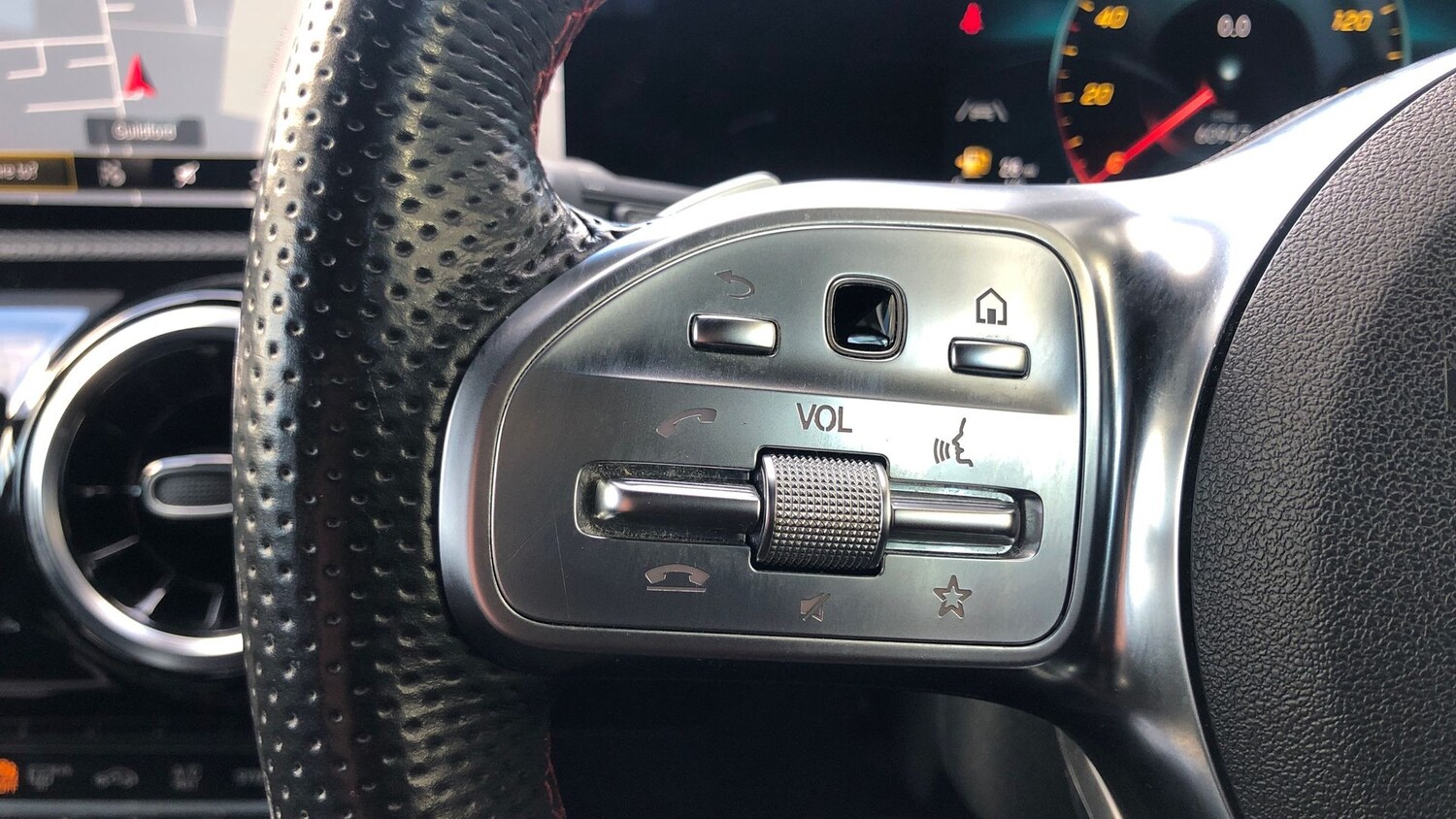 Used Mercedes-Benz A-Class 2019 for sale - 77582413: Photo 19