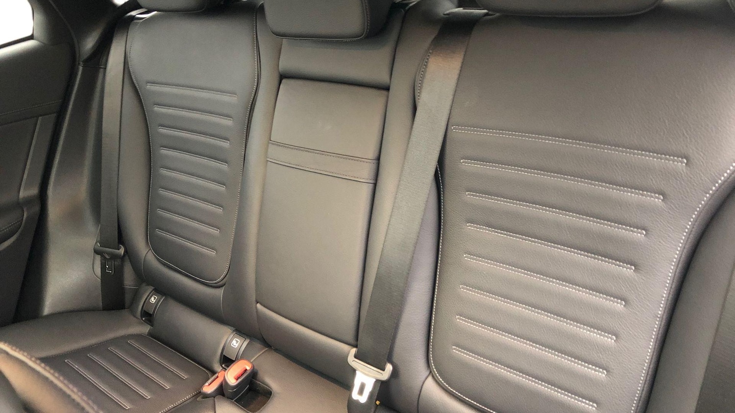 Used Mercedes-Benz GLC 2024 for sale - 77365432: Photo 12