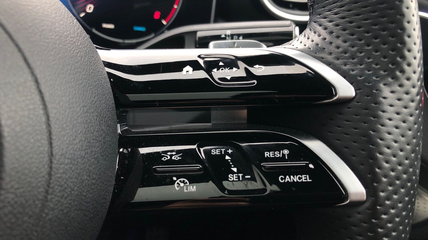 Used Mercedes-Benz GLC 2024 for sale - 77365432: Photo 34