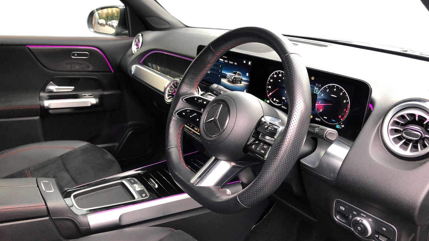 Used Mercedes-Benz GLB 2024 for sale - 76413702: Photo 3