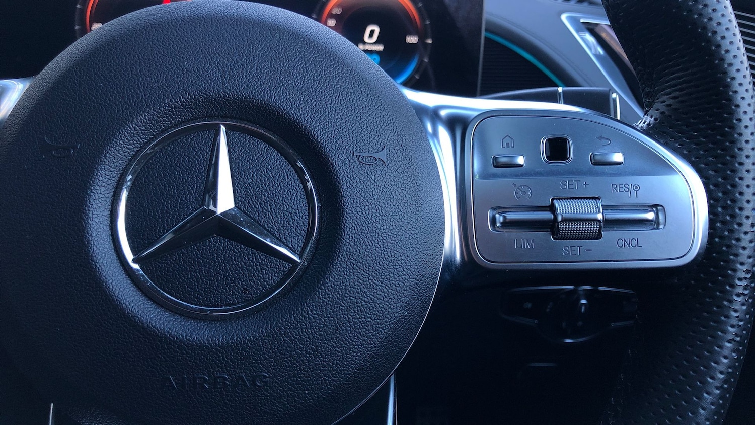 Used Mercedes-Benz EQC 2023 for sale - 76603767: Photo 34