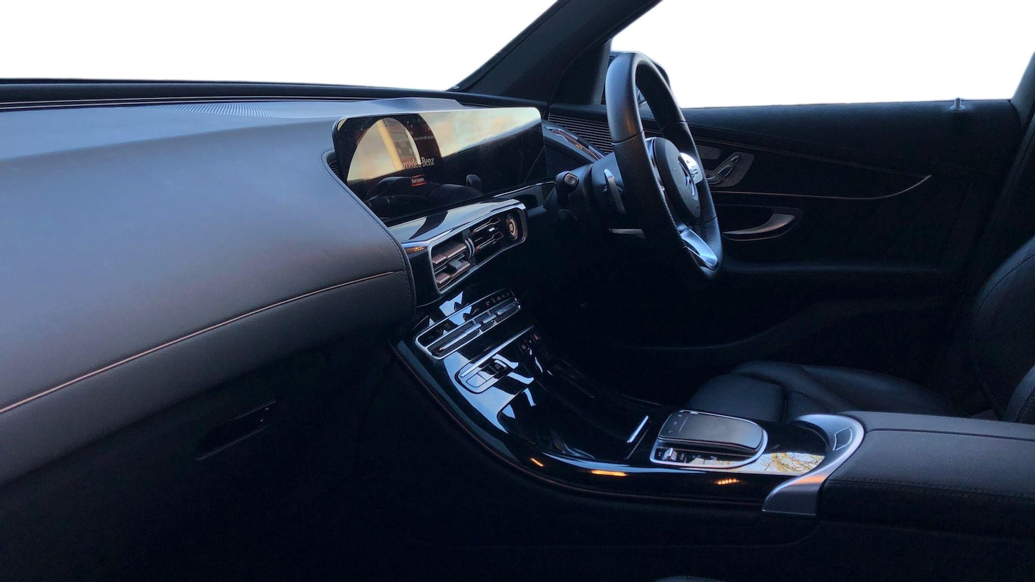 Used Mercedes-Benz EQC 2023 for sale - 76603767: Photo 8