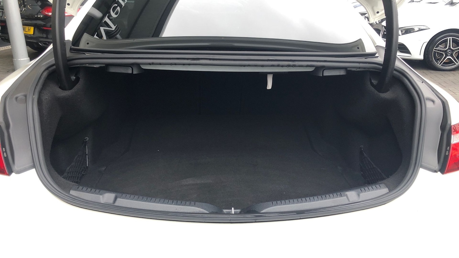 Used Mercedes-Benz E Class 2018 for sale - 76778148: Photo 14