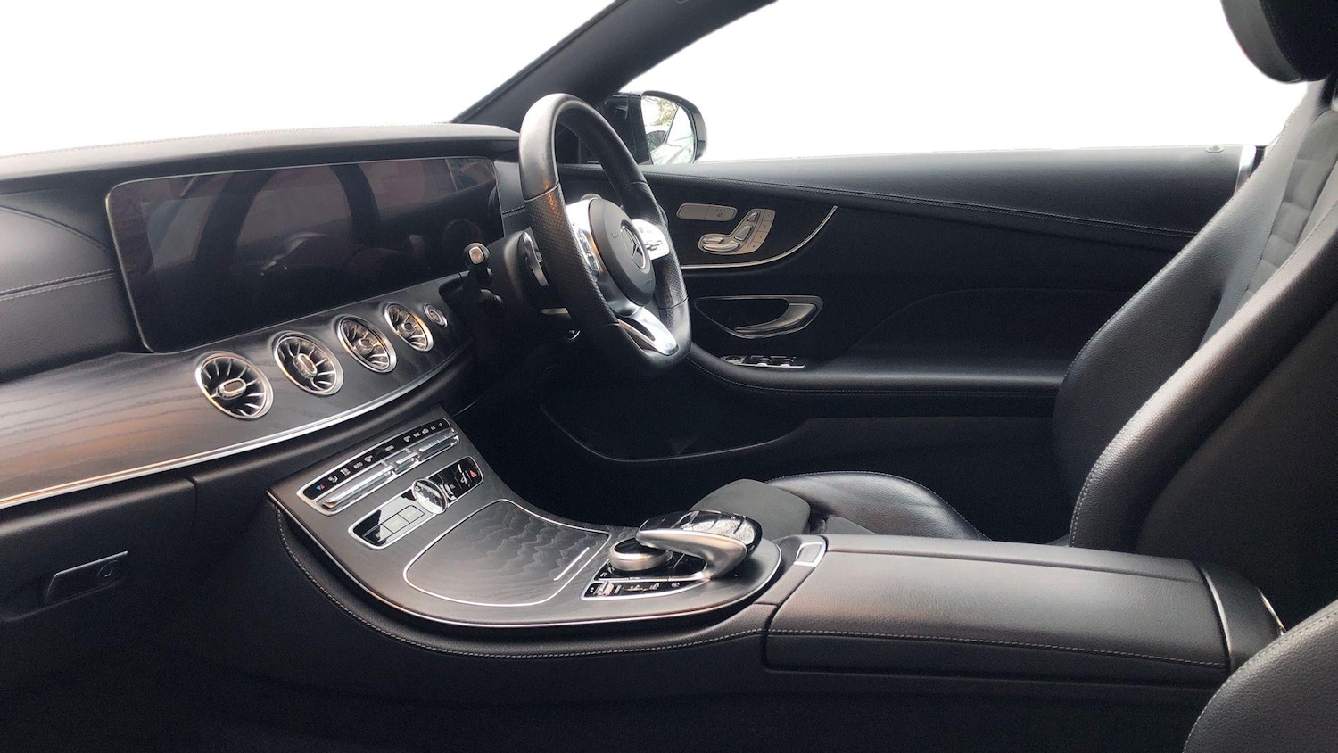 Used Mercedes-Benz E Class 2018 for sale - 76778148: Photo 8