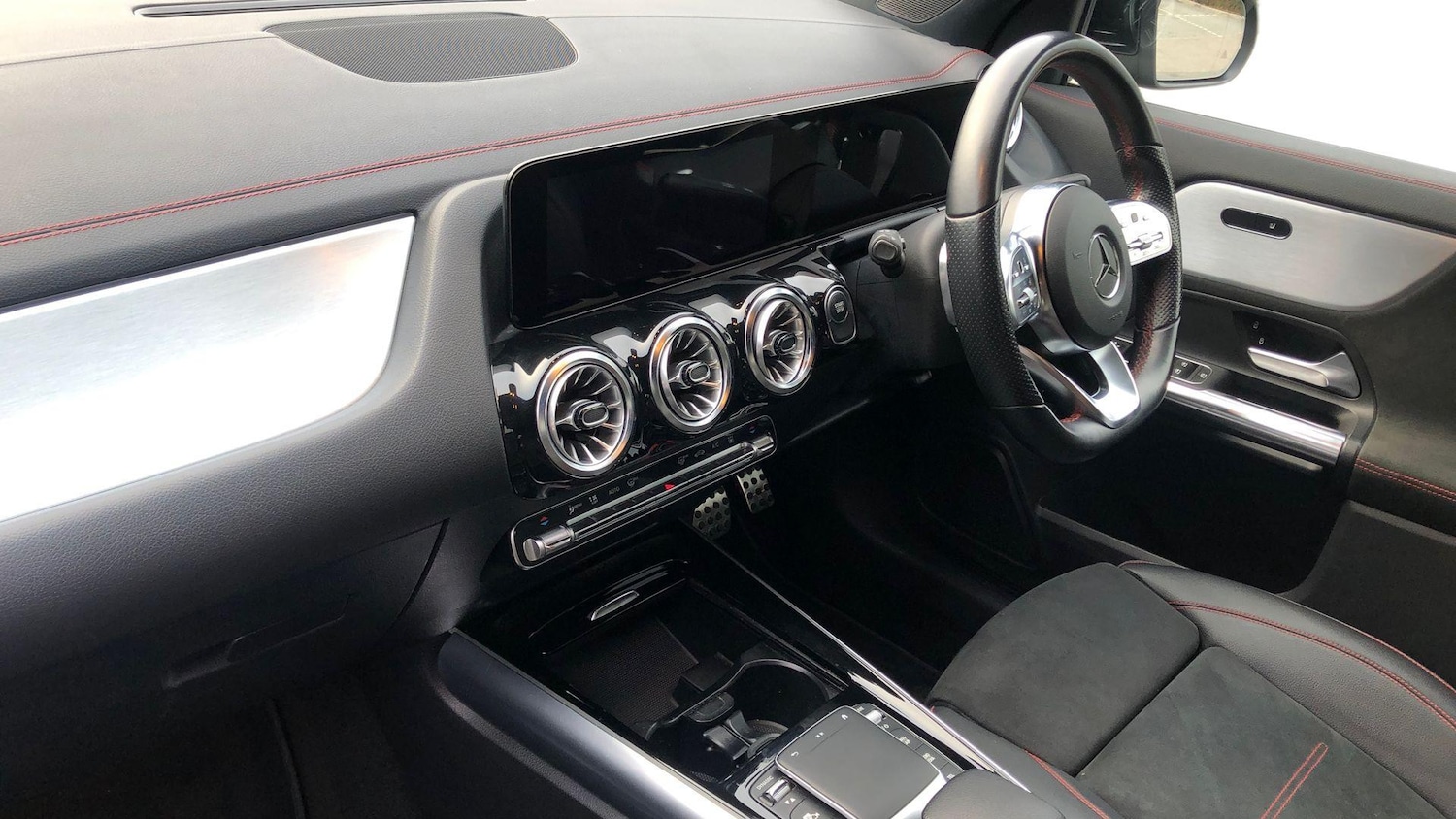 Used Mercedes-Benz EQA 2021 for sale - 76958624: Photo 8