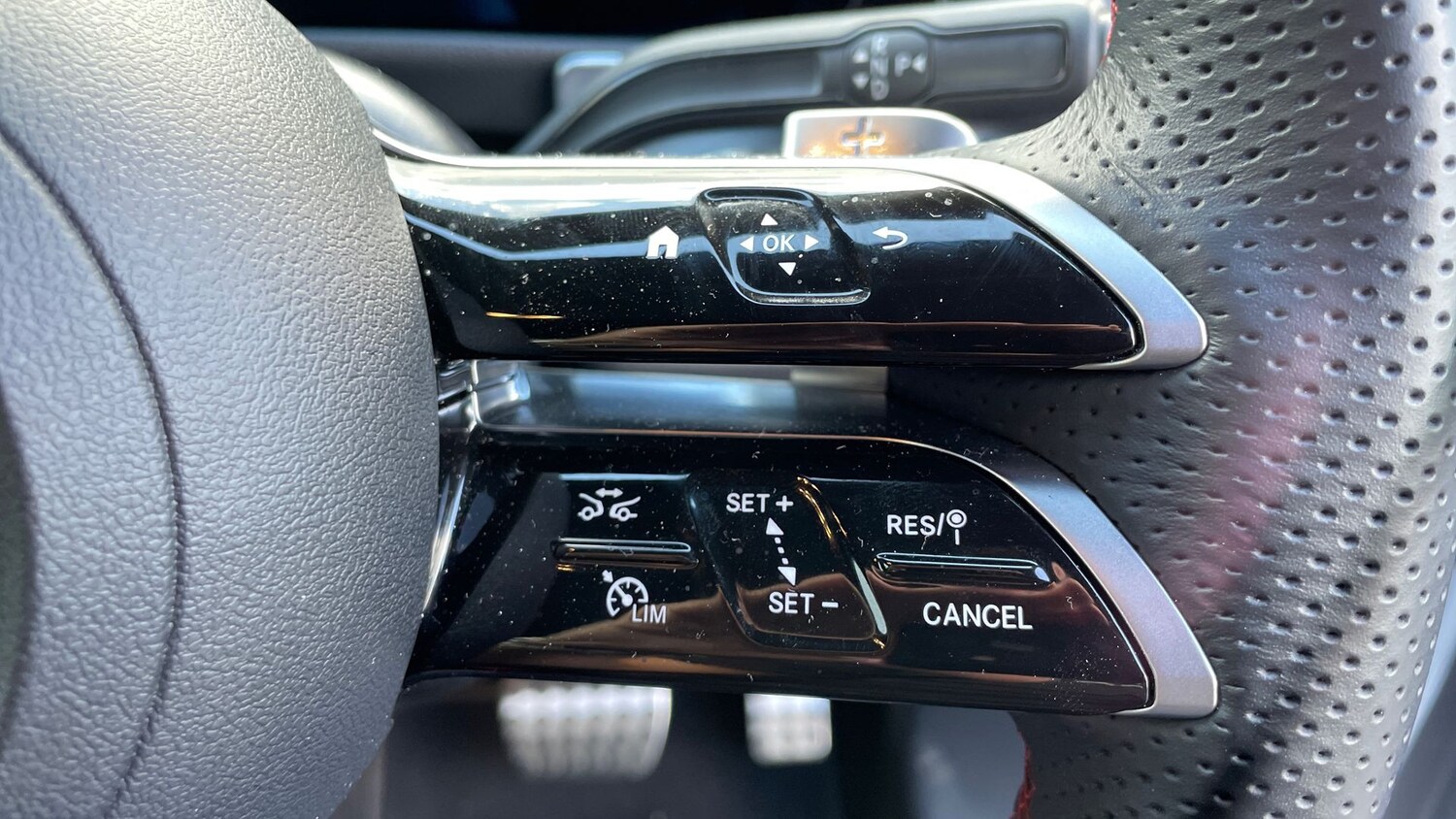 Used Mercedes-Benz GLB 2025 for sale - 76863115: Photo 32