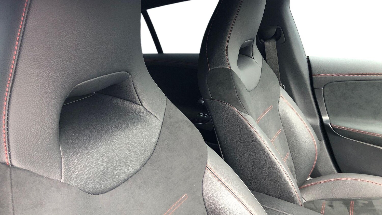 Used Mercedes-Benz CLA 2024 for sale - 76413476: Photo 11