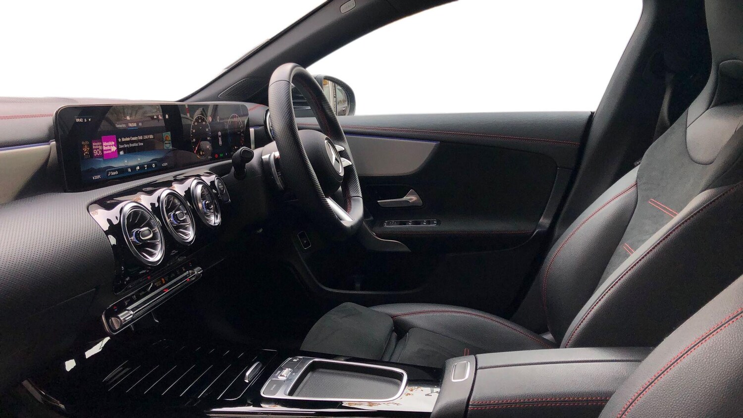 Used Mercedes-Benz CLA 2024 for sale - 76413476: Photo 8