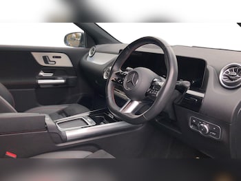 Used Mercedes-Benz GLA 2024 for sale - 76413723: Photo